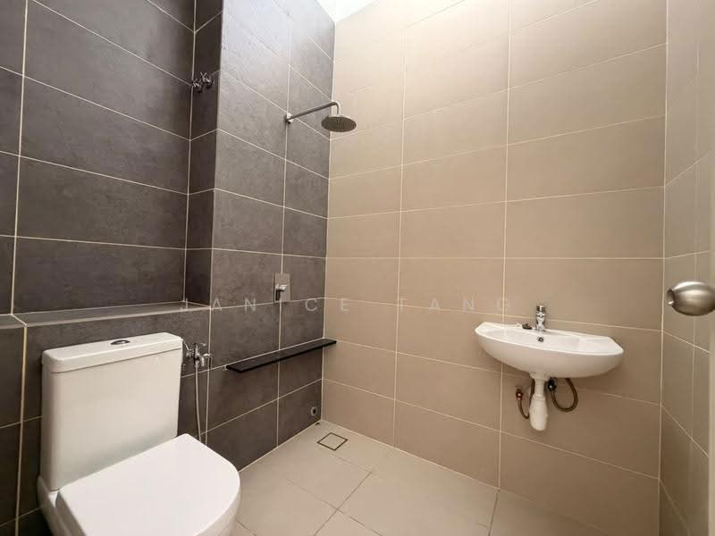 2-storey Terraced House for Sale in Setia Utama (Setia Alam) - Janice Tang - Bathroom - PropertyGuru.com.my