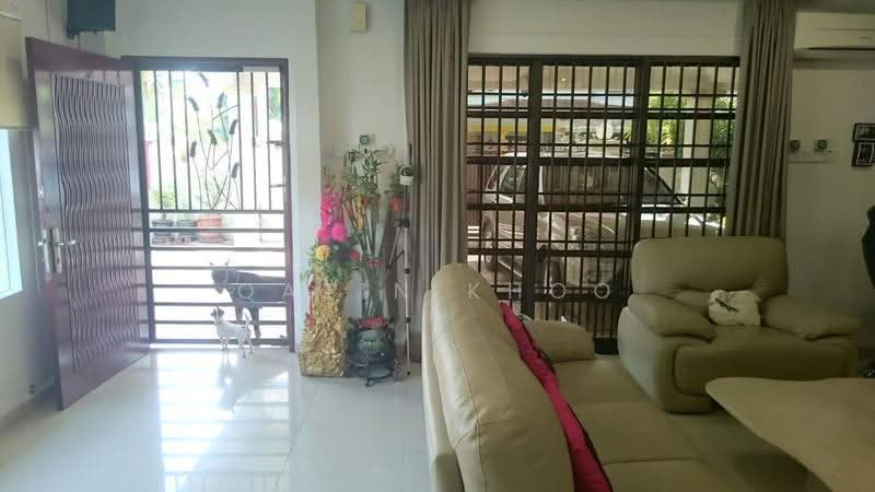2-storey Terraced House for Sale in Ipoh (Perak) - Qazin Khoo - Living Room - PropertyGuru.com.my