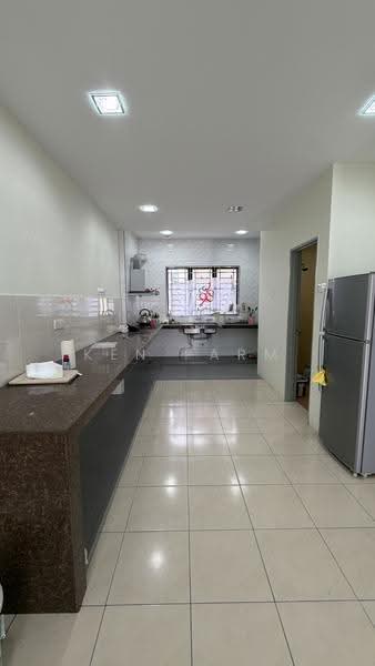 2-storey Terraced House for Rent in Sungai Buloh (Selangor) - KEN FARM - Kitchen - PropertyGuru.com.my