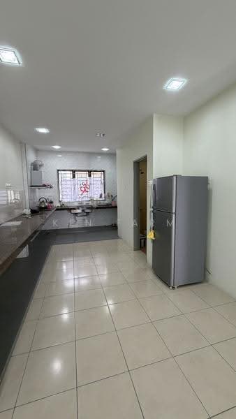 2-storey Terraced House for Rent in Sungai Buloh (Selangor) - KEN FARM - Kitchen - PropertyGuru.com.my