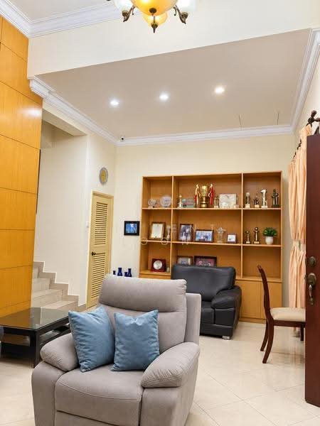 Rumah Berkembar untuk Dijual di Cheras (Kuala Lumpur) - Vincent Loon - Living Room - PropertyGuru.com.my