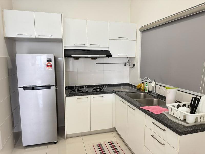 Kediaman Servis untuk Dijual di 8 Kinrara - Andrew Kok - Kitchen - PropertyGuru.com.my