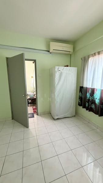 Pangsapuri untuk Dijual di Apartment @ Pandan Indah Commercial Park - joeson ang - Bedroom - PropertyGuru.com.my