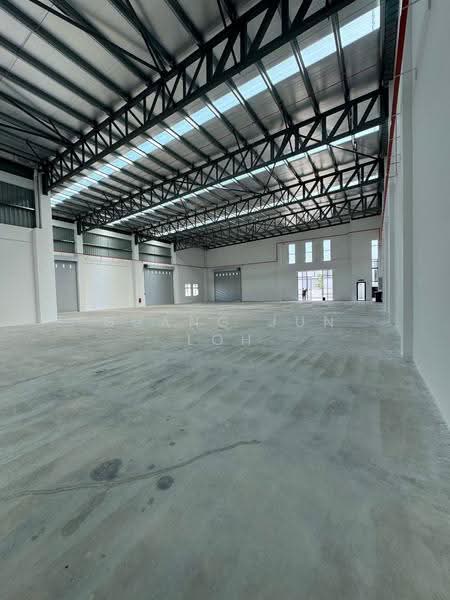 Factory for Rent in Eco Business Park 1 (Johor Bahru) - Guang Jun Loh - Interior - PropertyGuru.com.my