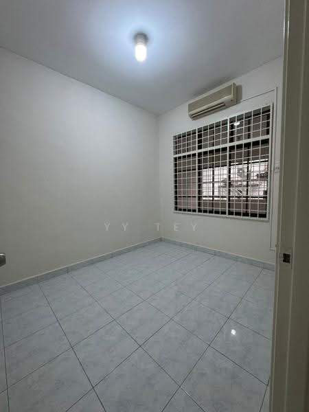 Kondominium untuk Disewa di Scott Towers @ Larkin JB - YY Tey - Interior - PropertyGuru.com.my