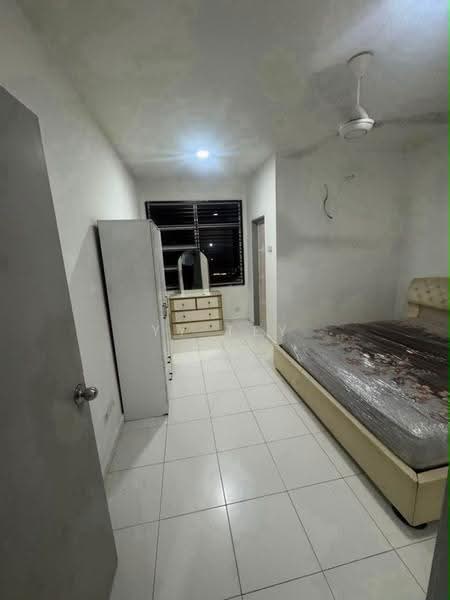 Kondominium untuk Disewa di Scott Towers @ Larkin JB - YY Tey - Bedroom - PropertyGuru.com.my