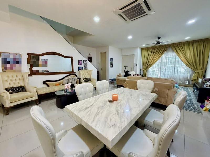 2-storey Terraced House for Sale in Alam Damai (Cheras) - Michelle Siow - Living Room - PropertyGuru.com.my