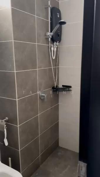 Kediaman Servis untuk Disewa di Twin Tower Residence - Tan Bing Yi - Bathroom - PropertyGuru.com.my
