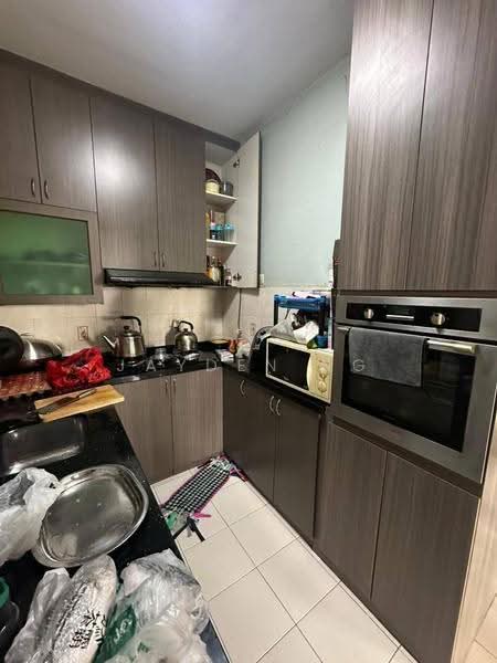 Pangsapuri untuk Dijual di Villa Krystal @ Bandar Selesa Jaya - Jayden Ng - Kitchen - PropertyGuru.com.my