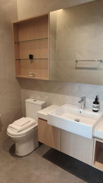 Kediaman Servis untuk Dijual di Danau Puchong - Gan SC - Bathroom - PropertyGuru.com.my