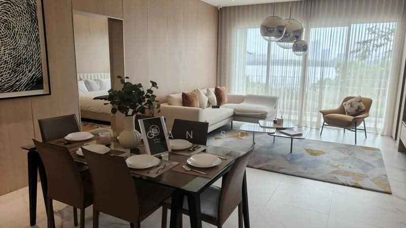 Kediaman Servis untuk Dijual di Danau Puchong - Gan SC - Living Room - PropertyGuru.com.my