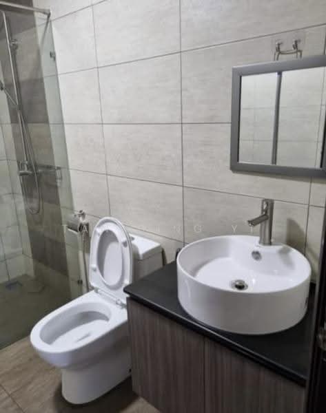 Kediaman Servis untuk Disewa di Molek Regency - Tan Bing Yi - Bathroom - PropertyGuru.com.my