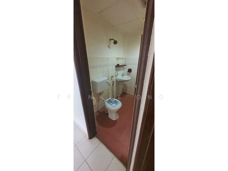 Pangsapuri untuk Dijual di Vista Saujana - Frankie Ong - Bathroom - PropertyGuru.com.my