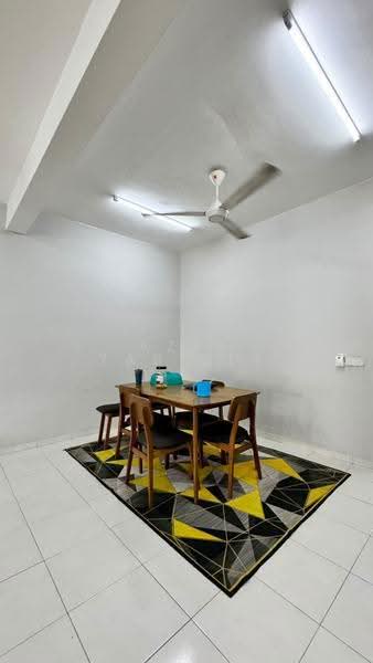 Rumah Teres 2-Tingkat untuk Dijual di Kuala Selangor (Selangor) - Azri Zabidin - Dining Room - PropertyGuru.com.my