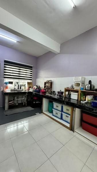 Rumah Teres 2-Tingkat untuk Dijual di Kuala Selangor (Selangor) - Azri Zabidin - Kitchen - PropertyGuru.com.my