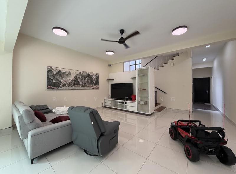 Semi-Detached House for Sale in Jade Hills (Kajang) - Raelyn Chong - Living Room - PropertyGuru.com.my