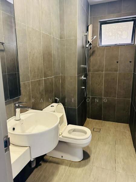 Kediaman Servis untuk Disewa di Astoria Ampang - Frankie Ong - Bathroom - PropertyGuru.com.my