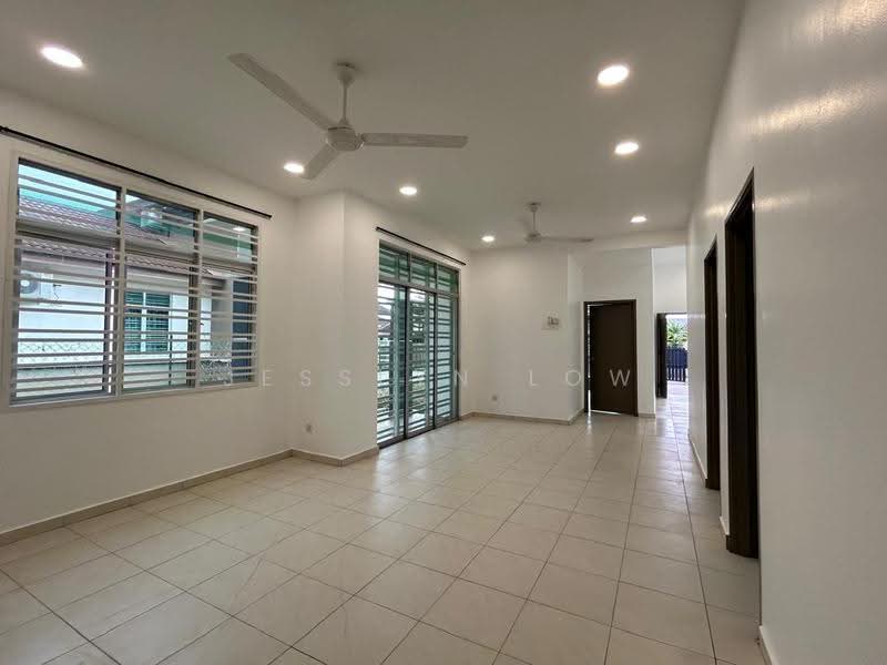 Bungalow House untuk Disewa di Krubong (Melaka) - Jesslyn Low - Living Room - PropertyGuru.com.my