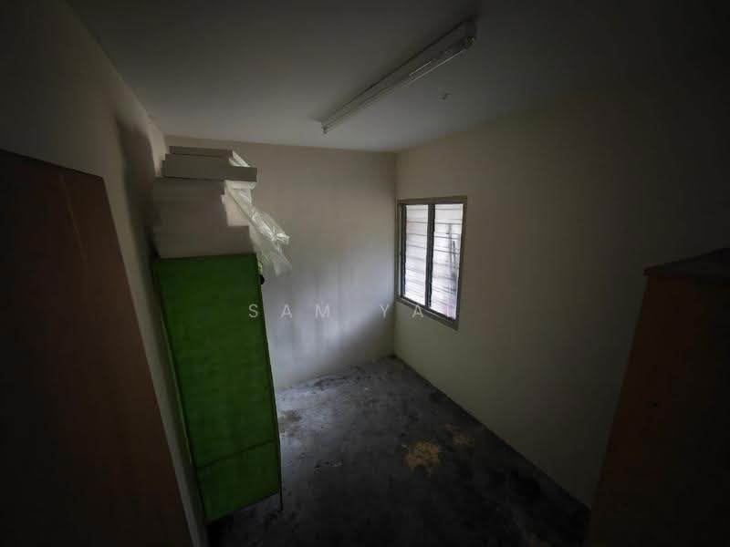 Pangsapuri untuk Dijual di Anggerik Apartment - Sam Yap - Interior - PropertyGuru.com.my