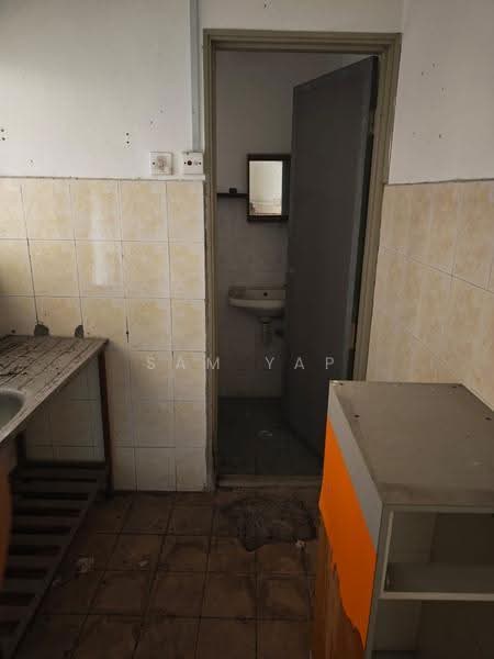 Pangsapuri untuk Dijual di Anggerik Apartment - Sam Yap - Interior - PropertyGuru.com.my