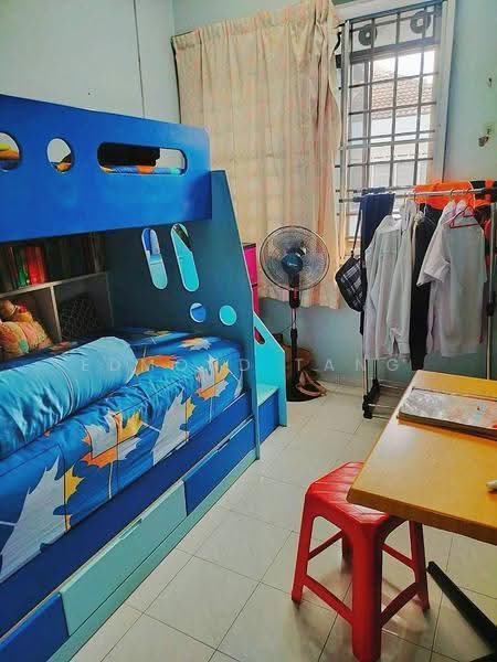 Rumah Teres 2-Tingkat untuk Dijual di Taman Muhibbah (Kulai) - Edmond Tang - Bedroom - PropertyGuru.com.my