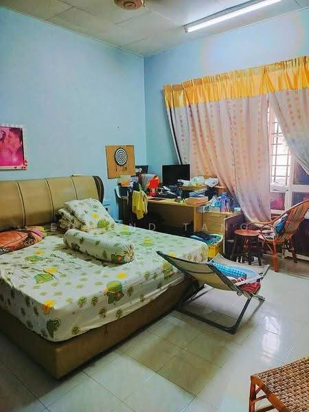 Rumah Teres 2-Tingkat untuk Dijual di Taman Muhibbah (Kulai) - Edmond Tang - Bedroom - PropertyGuru.com.my