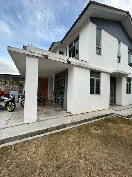 Semi-Detached House for Sale in Taman Mutiara Rini (Skudai) - Winson Tee - PropertyGuru.com.my