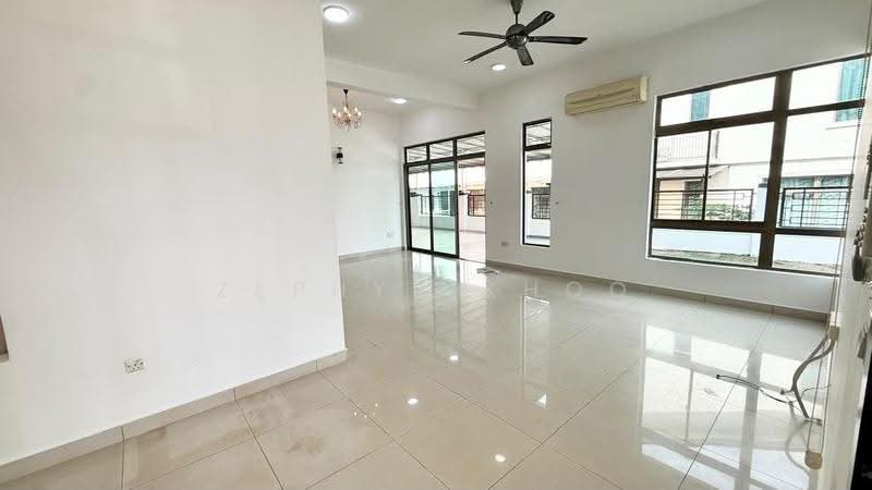 Cluster House for Sale in Horizon Hills (Iskandar Puteri (Nusajaya)) - Zephyr Khoo - Living Room - PropertyGuru.com.my