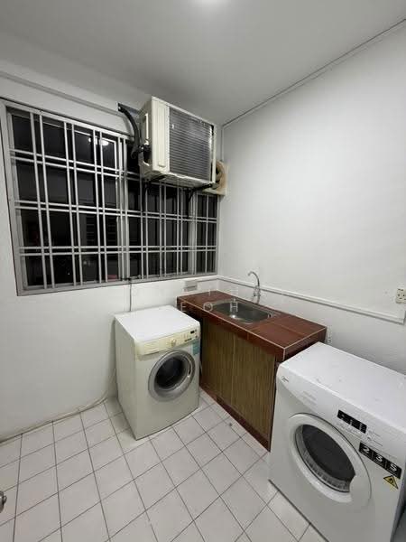 Condominium for Rent at Seri Maya Condominium - Jonathan Yeoh - Interior - PropertyGuru.com.my