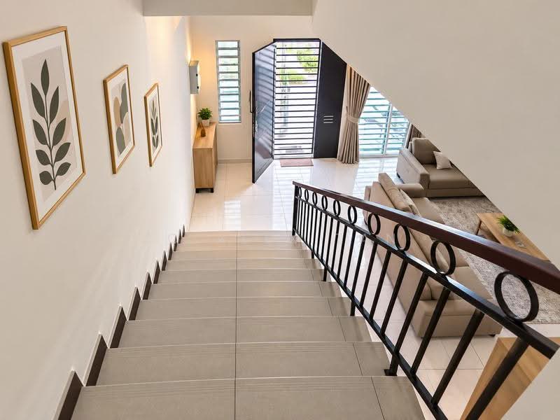 Rumah Teres 2-Tingkat untuk Dijual di Ipoh (Perak) - JC Alex Tan - Entrance - PropertyGuru.com.my