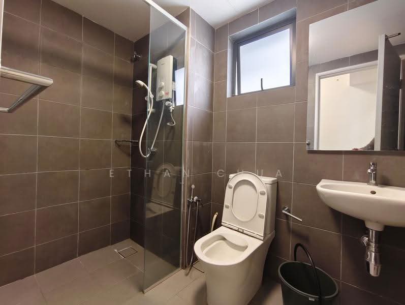 Service Residence for Rent at Berkeley Uptown - Ethan Chua - Bathroom - PropertyGuru.com.my