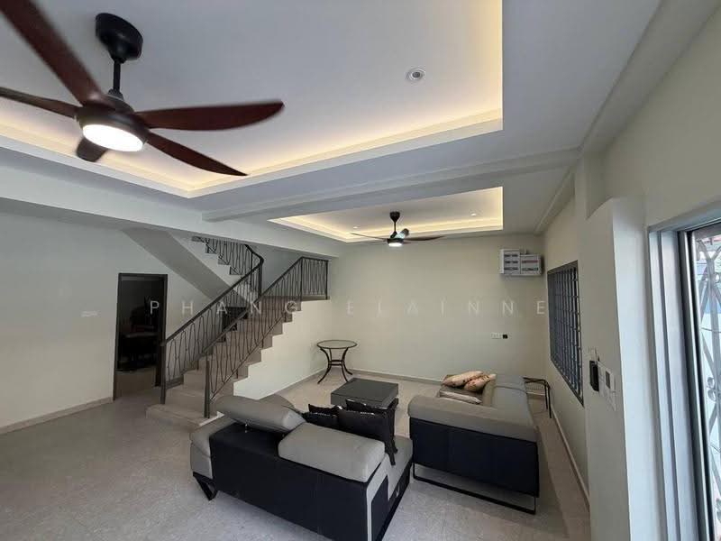 Semi-Detached House for Rent in Taman Stulang Laut (Johor Bahru) - Phang Elainne - PropertyGuru.com.my