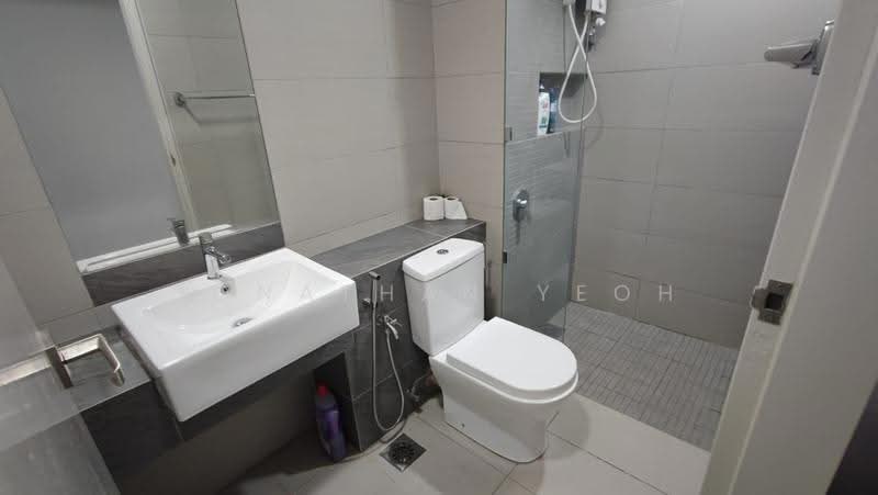Service Residence for Sale at Serini Melawati - Jonathan Yeoh - Bathroom - PropertyGuru.com.my