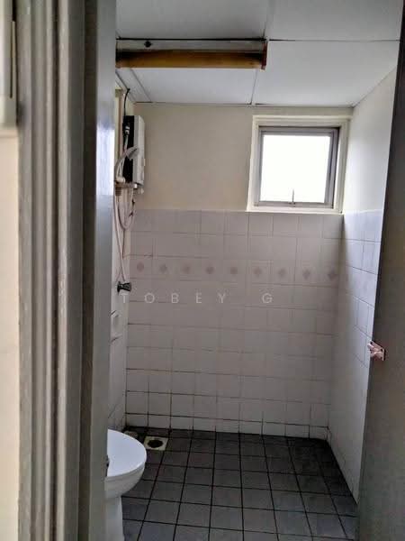 Condominium for Sale at Pantai Hillpark 5 - Tobey G - Bathroom - PropertyGuru.com.my