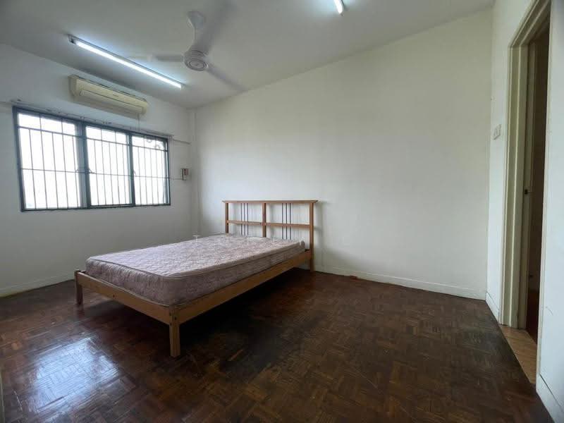 Pangsapuri untuk Dijual di Arena Green - Tobey G - Bedroom - PropertyGuru.com.my