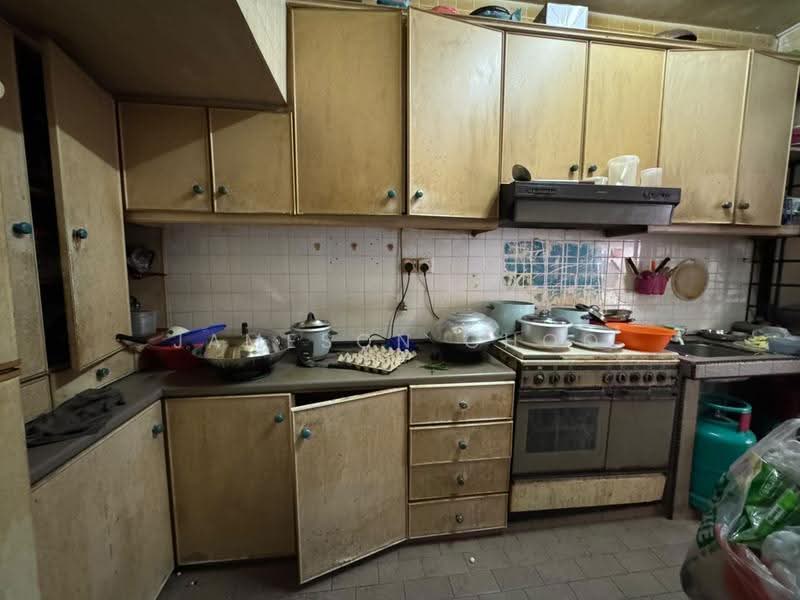 Rumah Teres 1.5-Tingkat untuk Dijual di Taman Daya (Johor Bahru) - Jameson Choo - Kitchen - PropertyGuru.com.my