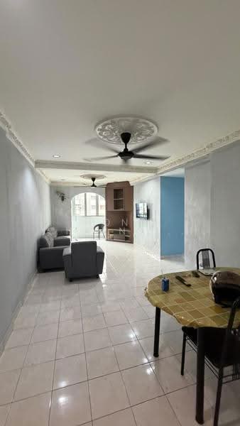 Apartment for Rent at Bayu Puteri 2 - Hong Charng Lee - Living Room - PropertyGuru.com.my