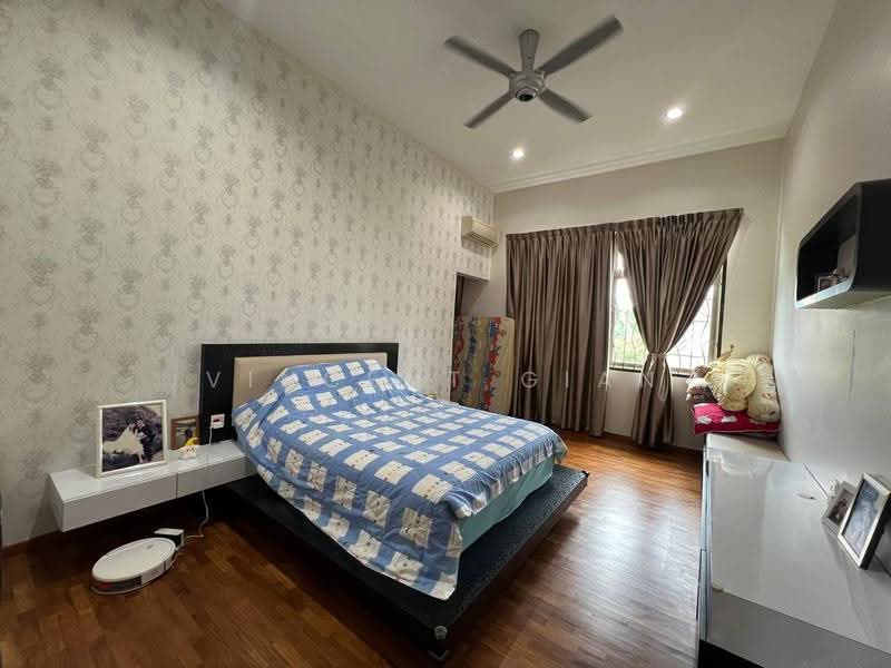 Bungalow House untuk Dijual di Bandar Baru Permas Jaya (Permas Jaya) - Vincent Gian - Bedroom - PropertyGuru.com.my