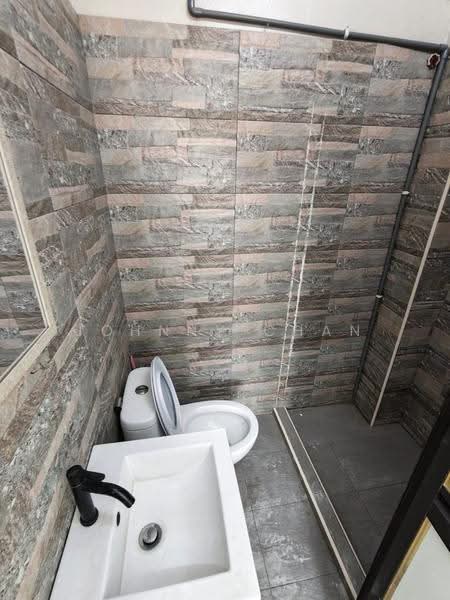 1-storey Terraced House for Sale in Bukit Indah (Iskandar Puteri (Nusajaya)) - Johnny Chan - Bathroom - PropertyGuru.com.my