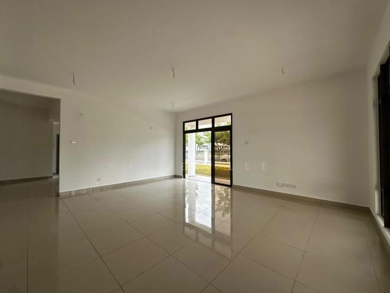 Rumah Teres untuk Dijual di Skudai (Johor) - Kasper Lee - Living Room - PropertyGuru.com.my