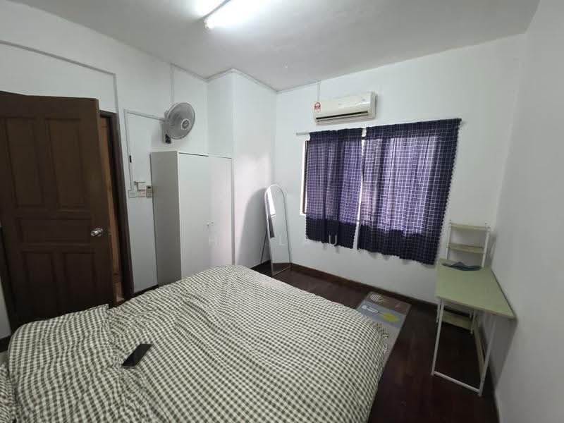 Condominium for Rent at Cyber Heights Villa - HL Lau - Bedroom - PropertyGuru.com.my