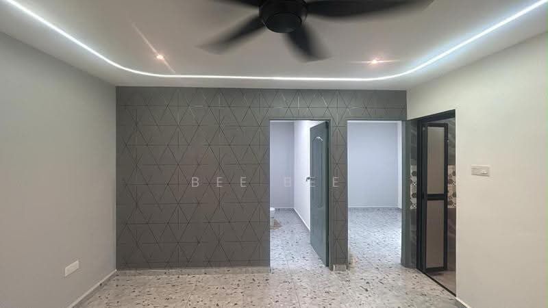 Rumah Flat untuk Dijual di Flat Bandar Selesa Jaya @ Jalan Silat Gayong - Bee Bee - PropertyGuru.com.my