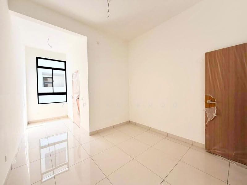 2-storey Terraced House for Sale in Johor Bahru (Johor) - Zephyr Khoo - PropertyGuru.com.my