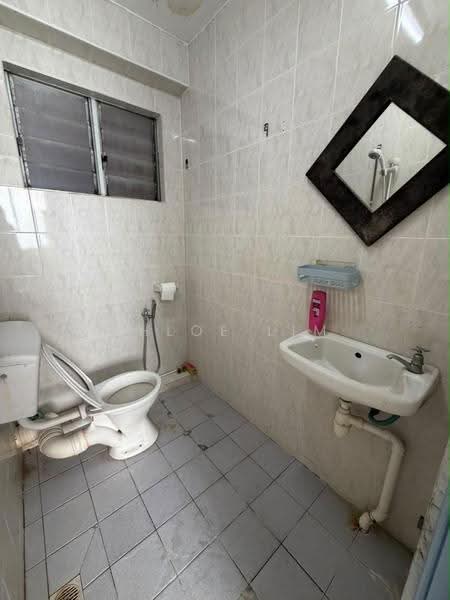 Apartment for Rent at Nibong Indah - Chloe Lim - Bathroom - PropertyGuru.com.my