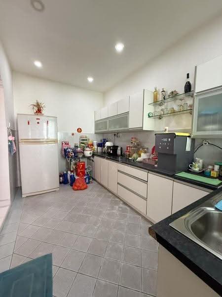 Rumah Teres 2-Tingkat untuk Dijual di Taman Seri Orkid (Skudai) - Vincent Gian - Kitchen - PropertyGuru.com.my