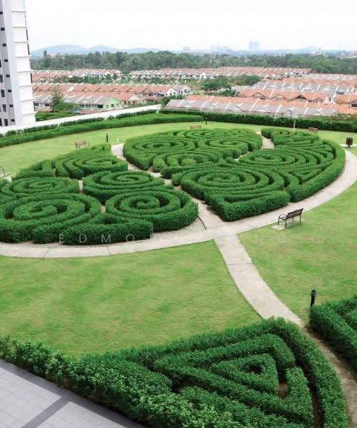 Pangsapuri untuk Dijual di Austin Regency (Pangsapuri Austin Perdana) - Edmond Tang - Garden - PropertyGuru.com.my