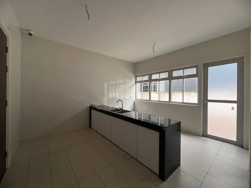 Rumah Berkembar untuk Dijual di Taman Ekoflora (Johor Bahru) - CK Ng - Kitchen - PropertyGuru.com.my