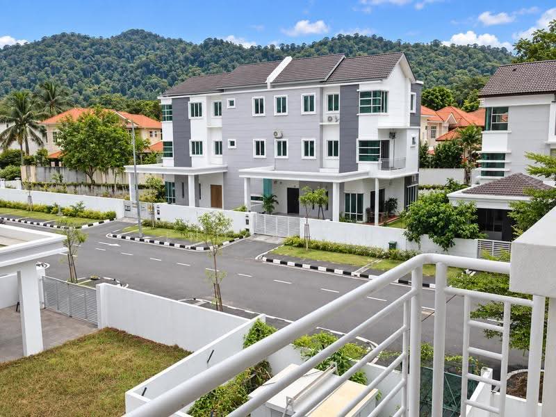 Rumah Berkembar untuk Dijual di Minden Heights (Gelugor) - Enoch Tiu - Exterior - PropertyGuru.com.my