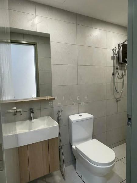 Kediaman Servis untuk Disewa di Sinaran @ Utropolis - Hailey Ch'ng - Bathroom - PropertyGuru.com.my
