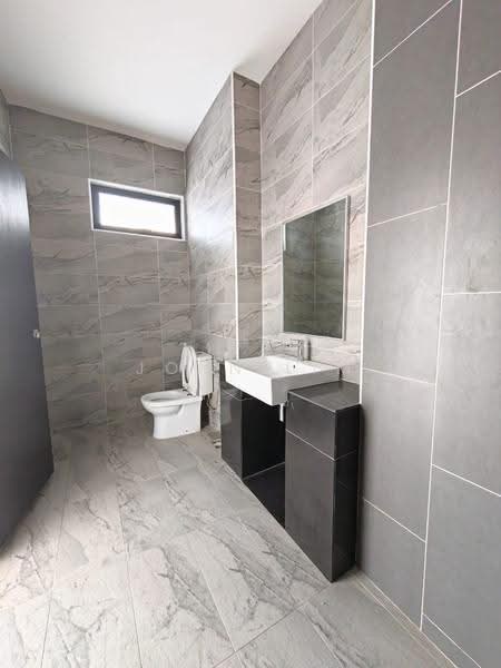 Cluster House for Sale in Johor Bahru (Johor) - John Lim - Bathroom - PropertyGuru.com.my